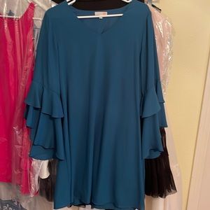 Gianni Bini (GB) long sleeve dress